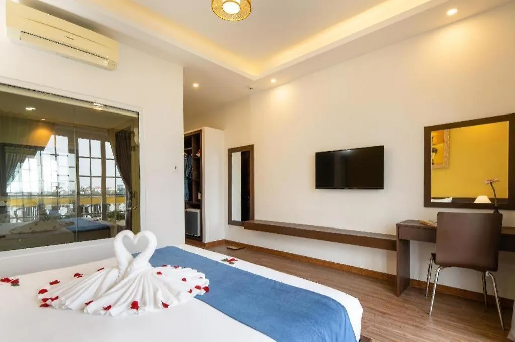 ***  Triple Riverside Villa Hotel Hoian Hội An Vietnam