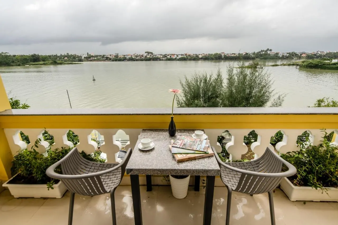 Triple Riverside Villa Hotel Hoian Hoi An Vietnam