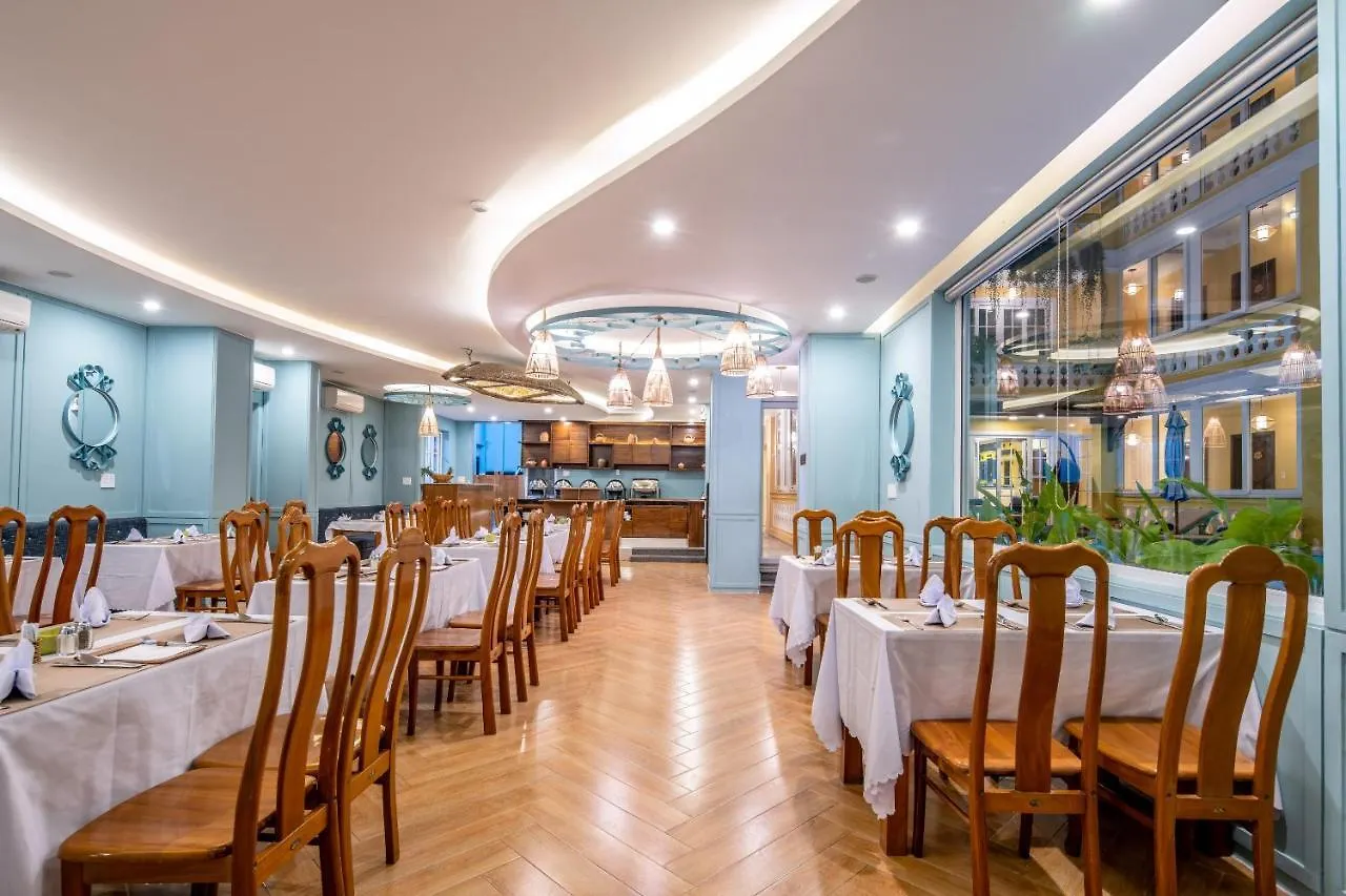 Triple Riverside Villa Hotel Hoian Hoi An