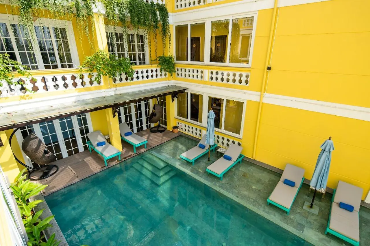 Triple Riverside Villa Hotel Hoian Hoi An