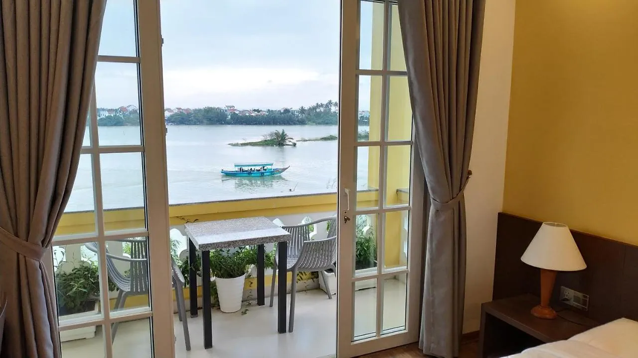 Triple Riverside Villa Hotel Hoian Hoi An