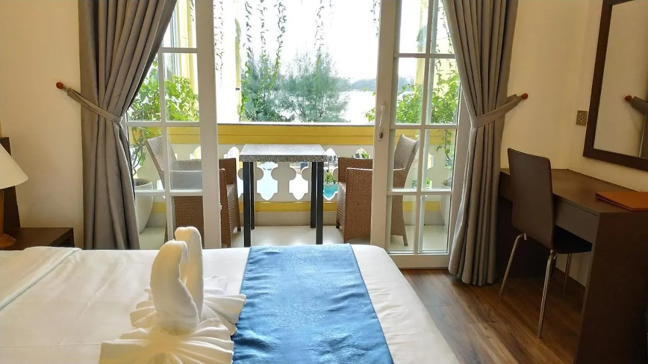 Triple Riverside Villa Hotel Hoian Hoi An 3*,  Vietnam