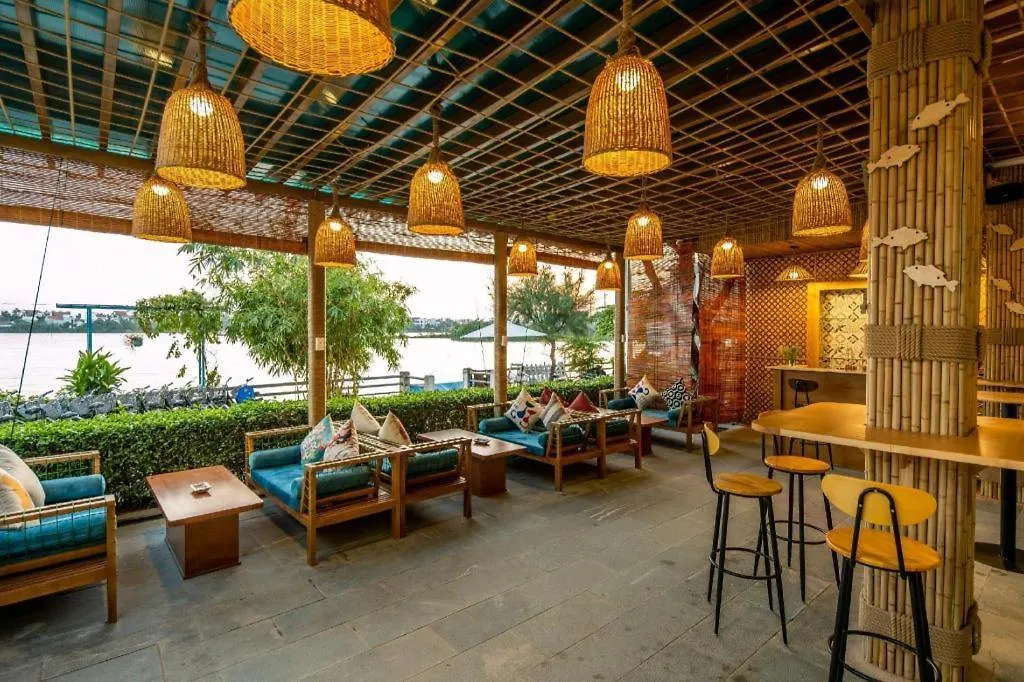 Triple Riverside Villa Hotel Hoian Hội An