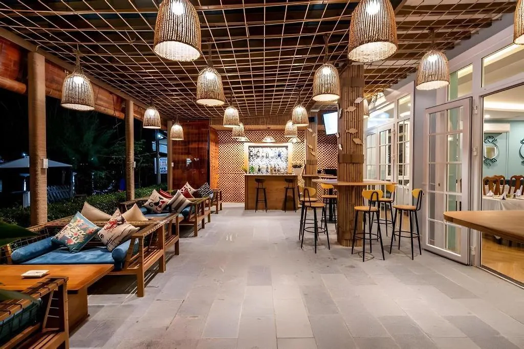 Triple Riverside Villa Hotel Hoian Hội An Vietnám